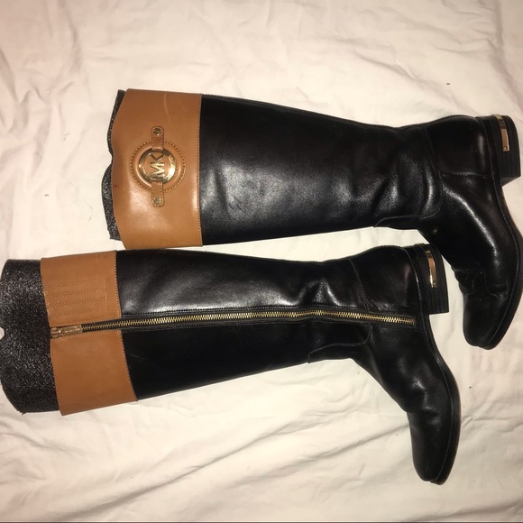 Micheal Kors boots - Picture 1 of 3